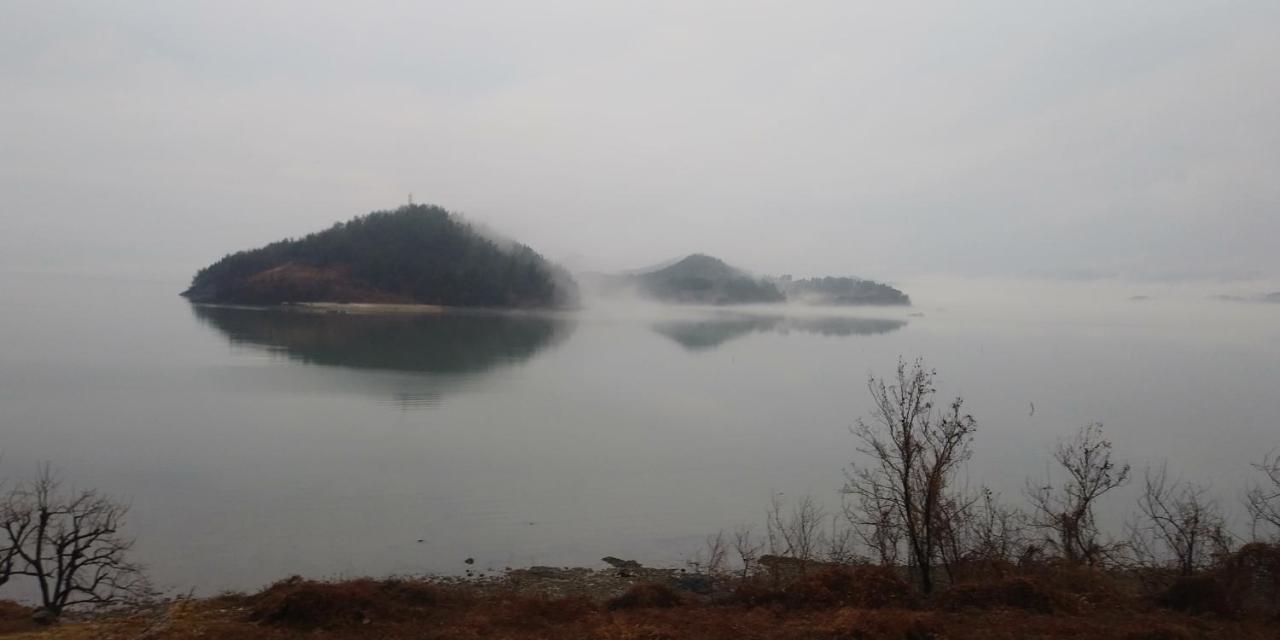 Uwha Minbak Villa Yeosu Buitenkant foto